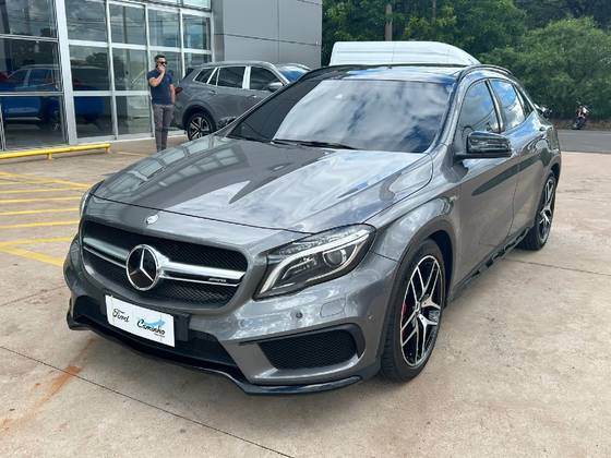 MERCEDES-BENZ GLA 45 AMG 2.0 16V TURBO GASOLINA 4P AUTOMÁTICO MERCEDES-BENZ GLA 45 AMG 2.0 16V TURBO GASOLINA 4P AUTOMÁTICO